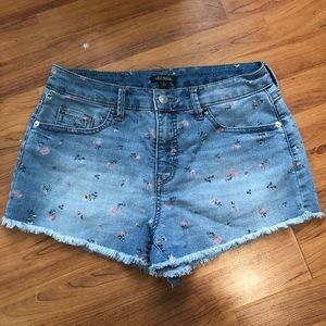 Wild Fable Jean Shorts w/Flower Pattern